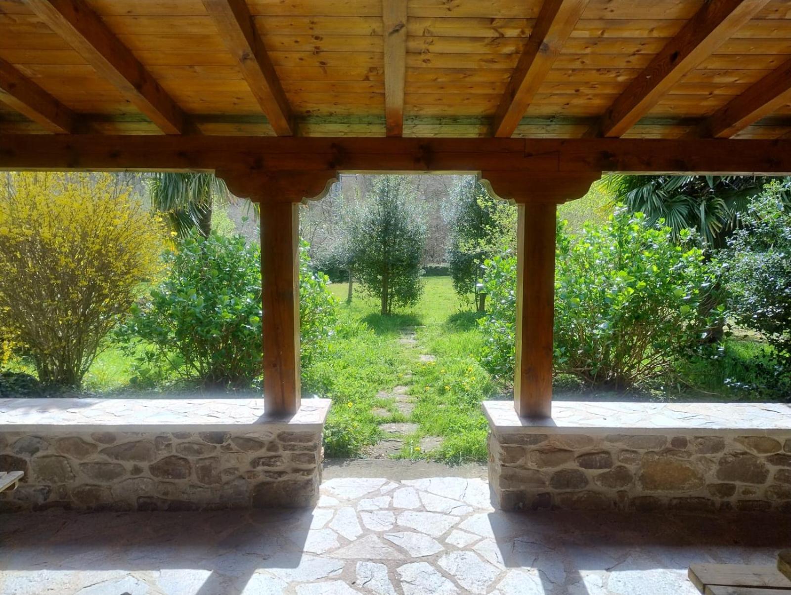 Amplia Y Comoda Casa De Piedra Con Porche Y Jardin San Roque de Ríomiera Exterior foto